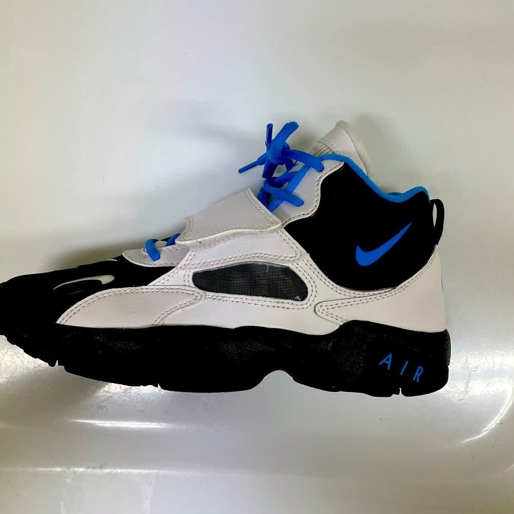 Nike air sneakers